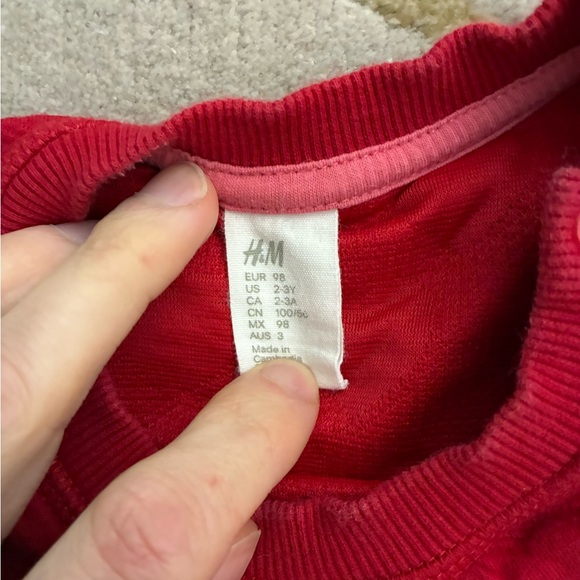 H&M Heart Sweatshirt 2-3 Years - Picture 3 of 8